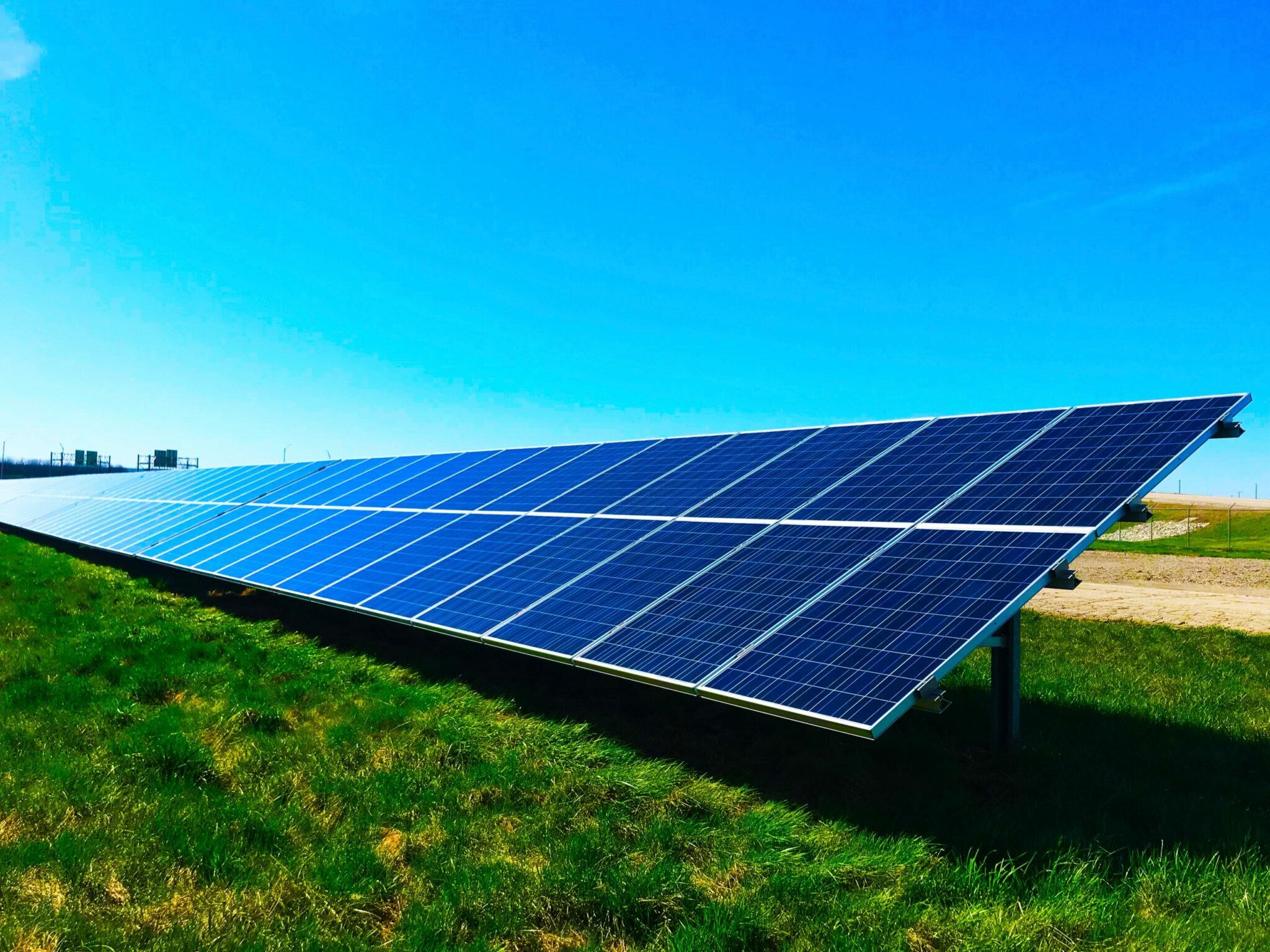 how-do-solar-panels-work-towards-sustainability